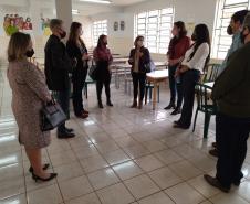 Visita da SEED e NRE Toledo ao CAET.