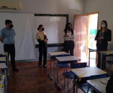 Visita da SEED e NRE Toledo ao CAET.