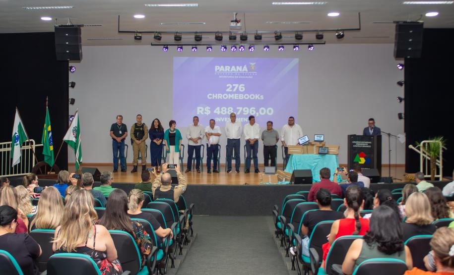 Entrega de Chromebooks