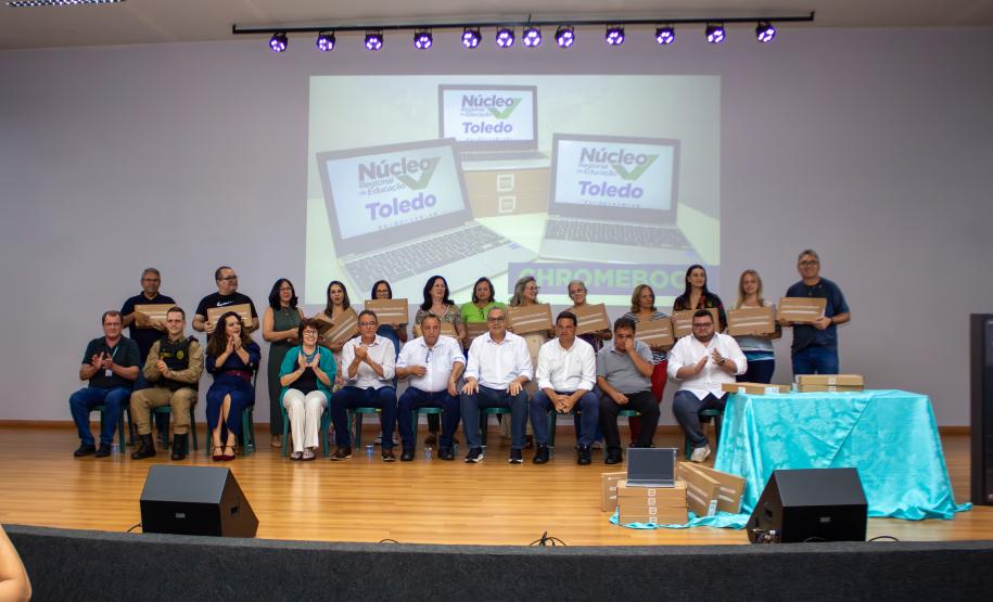 Entrega de Chromebooks