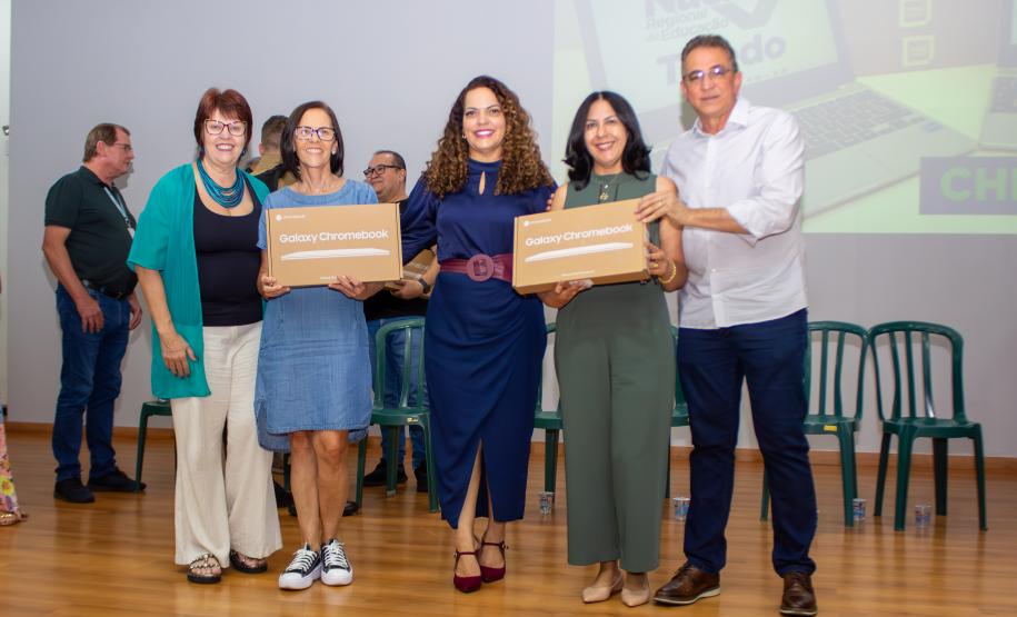 Entrega de Chromebooks