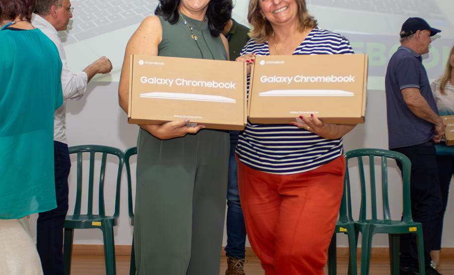 Entrega de Chromebooks