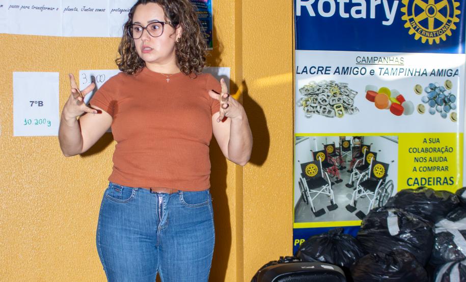 Projeto tampinhas que restauram