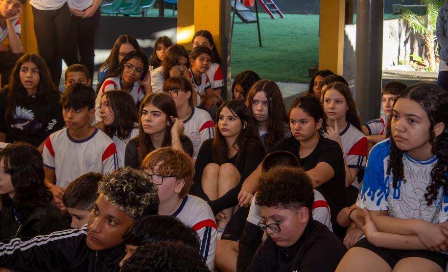 Projeto tampinhas que restauram