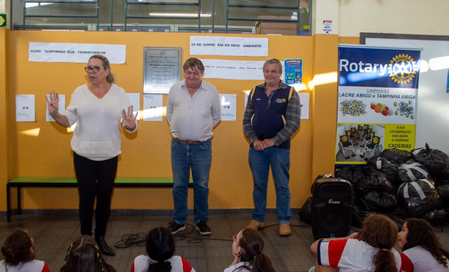 Projeto tampinhas que restauram