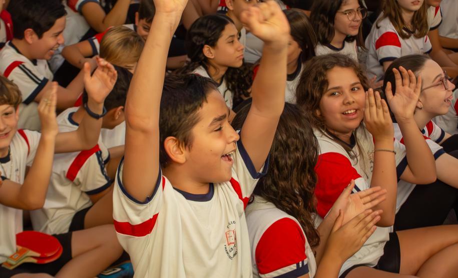 Projeto tampinhas que restauram