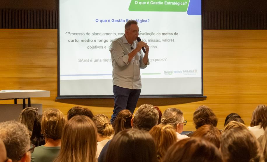 Reunião com equipes gestoras