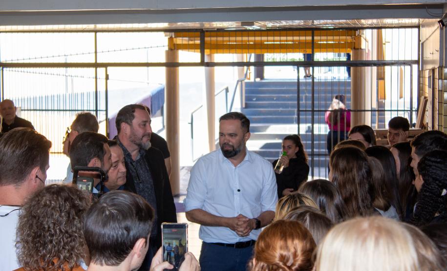 Visita do Secretário, Roni Miranda