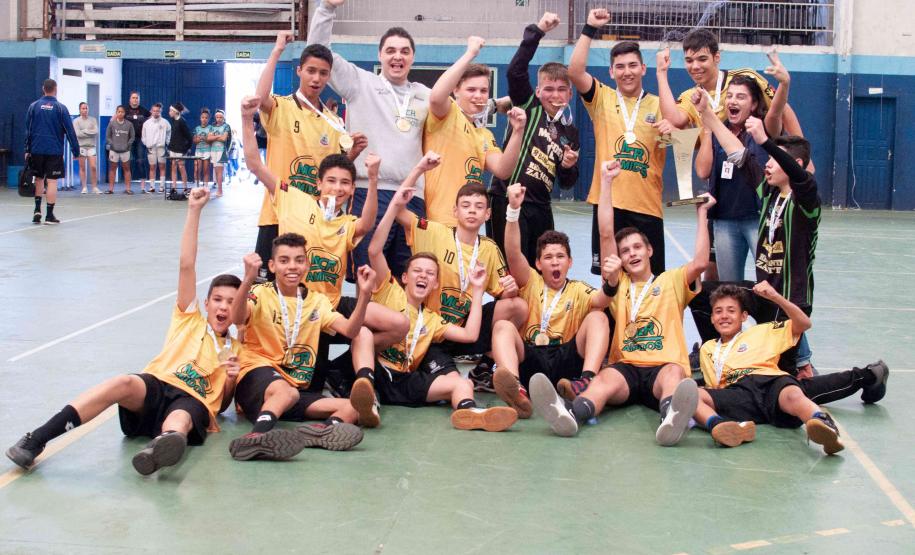 Handebol CE Leonilda Papen