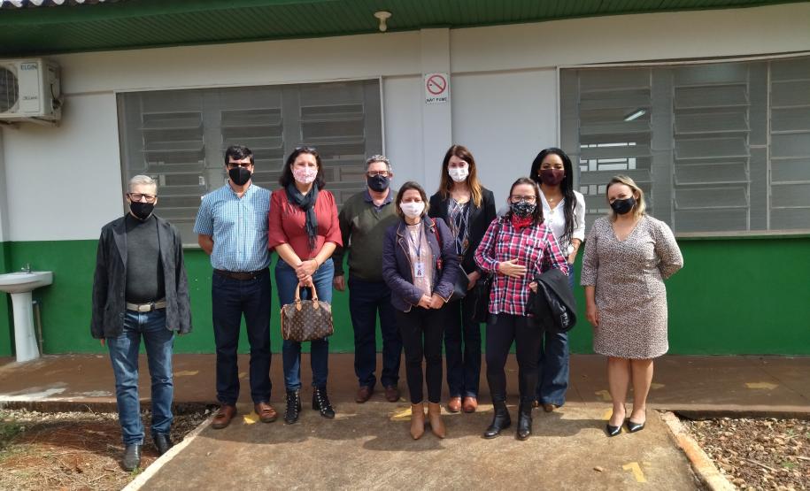 Visita da SEED e NRE Toledo ao CAET.