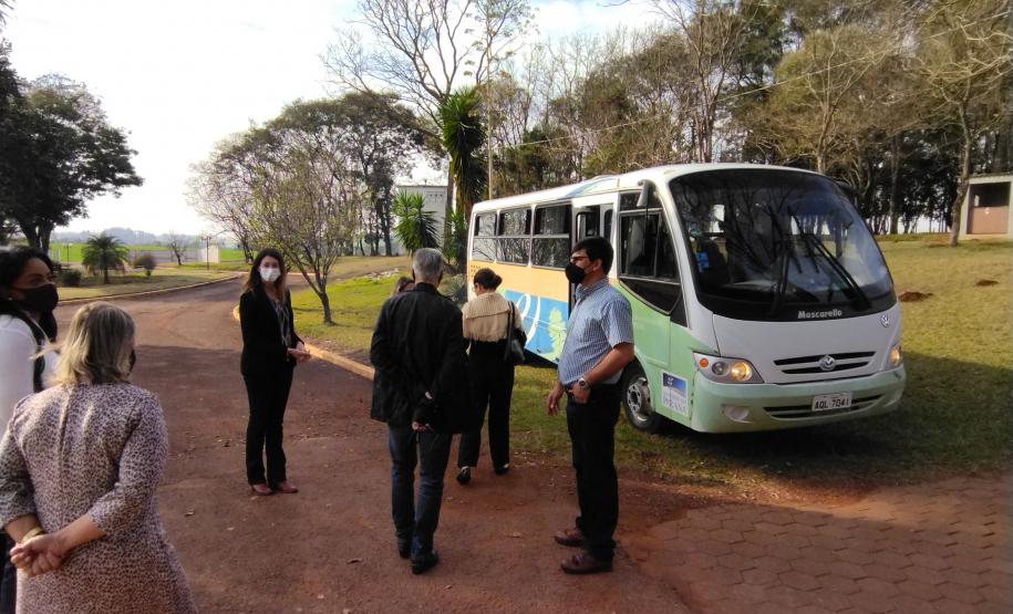 Visita da SEED e NRE Toledo ao CAET.